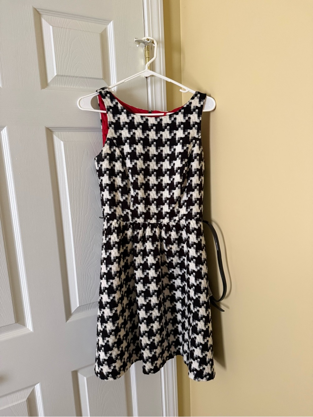 Jessica Simpson Black and White Houndstooth Fit-and-Flare Dress with Red Accents